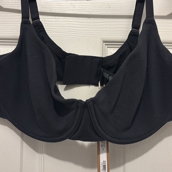 ‼️NWT‼️ SKIMS cotton Jersey t shirt bra - Picture 2 of 6